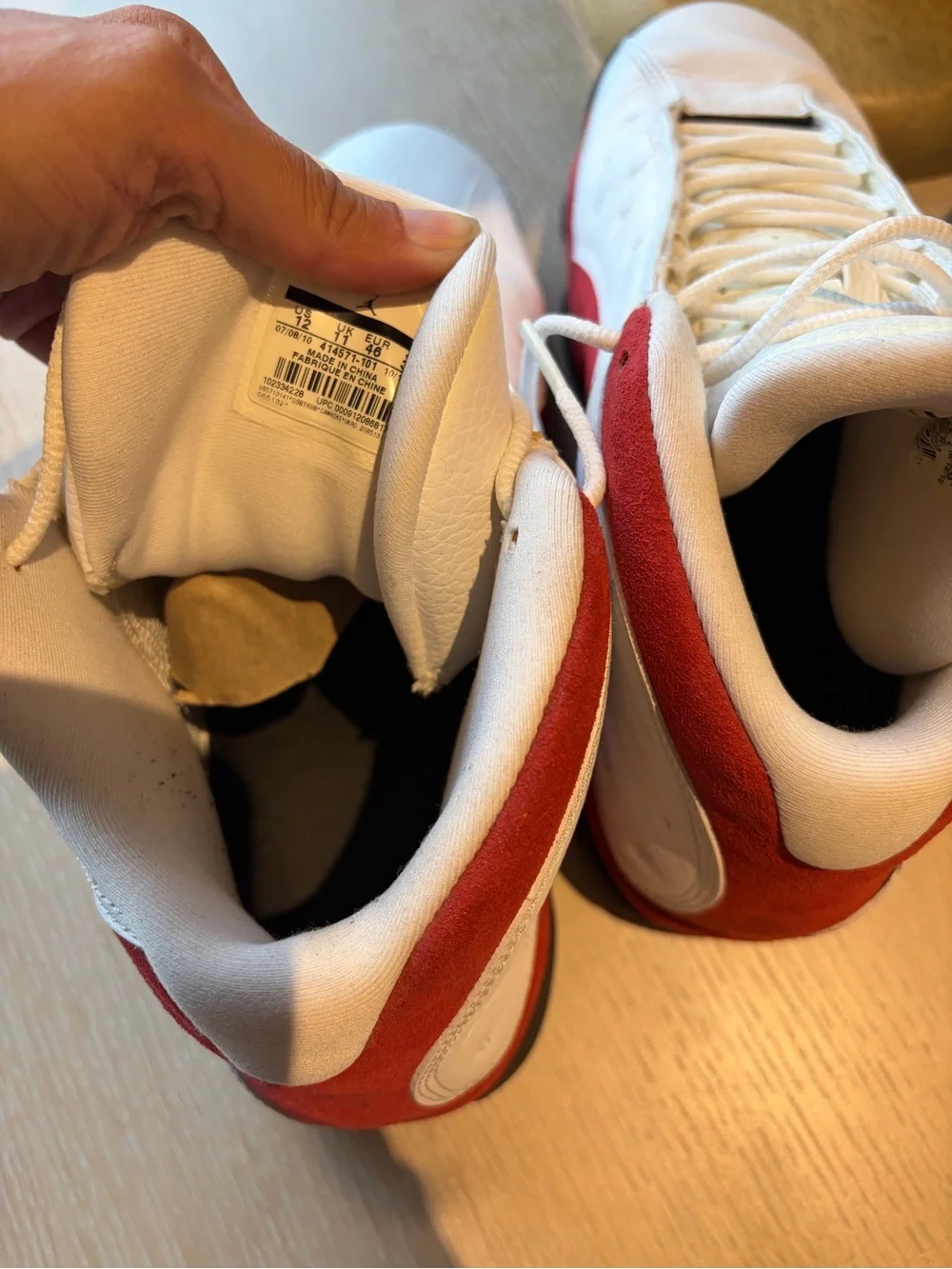 Air Jordan 13 retro cherry sneakers